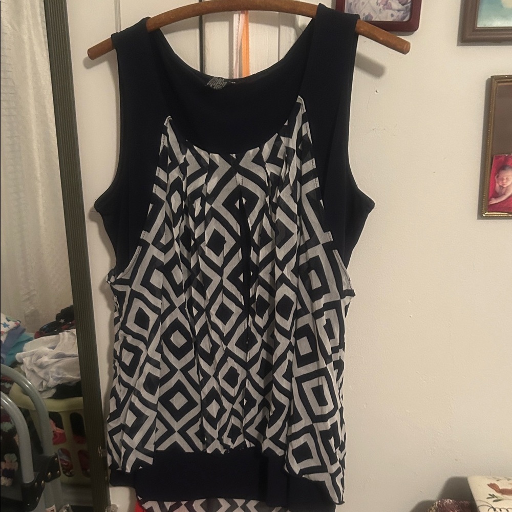 Alfani Black and White Geometric Blouse